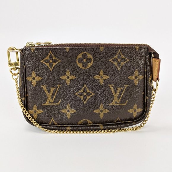SOLD Louis Vuitton Monogram Pochette Accessoires - Picture 2 of 8